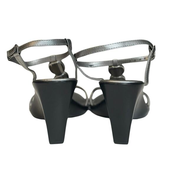 NWOT Italian Shoemakers Silver Wedge Strappy Heels - 8.5 - Picture 4 of 14